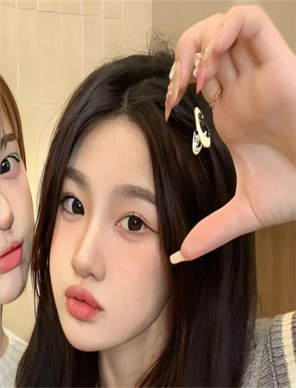 《镇妖传奇》不同导演版本比较：艺术风格差异分析